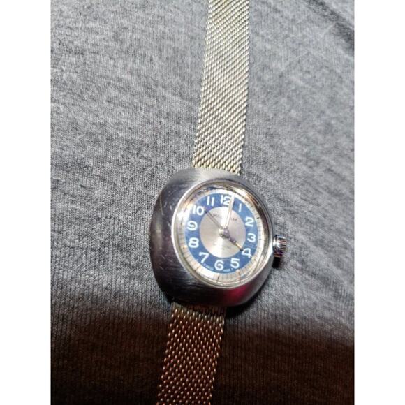 Waltham Swiss Made Stainless Steel Ladies Watch Inca Bloc 17 Wind Up - Working main image 6